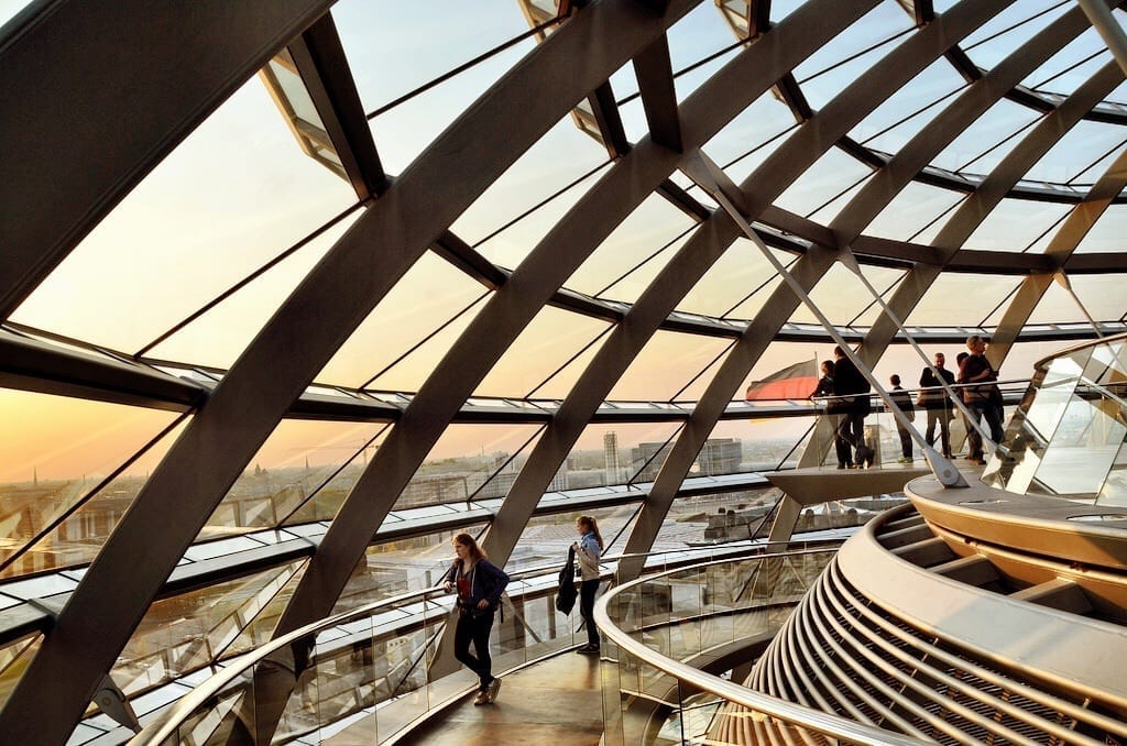 Highly Unlikely Romantic Spots Around The World